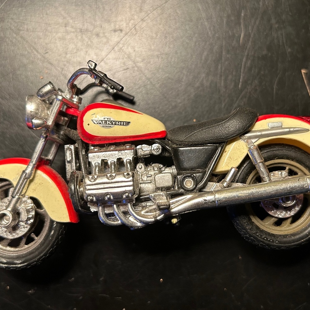 F6 Honda Valkyrie Toy Motorcycle